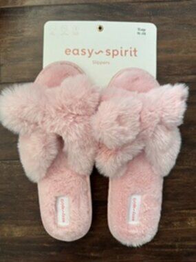 Womens pink slippers